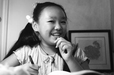 11岁女孩4个月写10万字小说 称杨红缨写书太