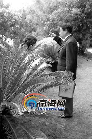 女子公园里色诱抢劫六旬老汉(图)