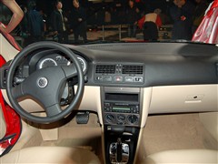 两厢车市起波澜 新宝来HS对4款紧凑型两厢车