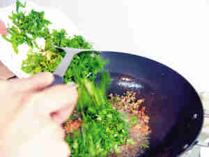 雪里红炒肉末