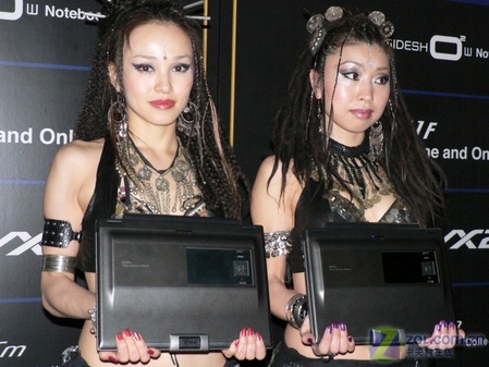 华硕日本推多款Vista产品双屏本开售