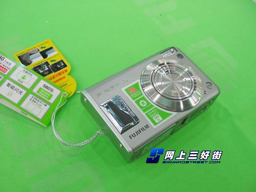 1500-2500元7款超值数码相机最新行情(2)