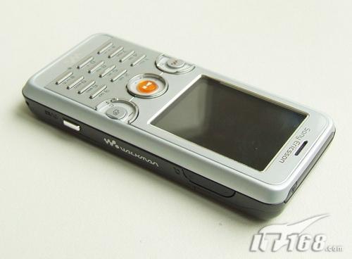 音乐风暴索爱两款Walkman新机上市