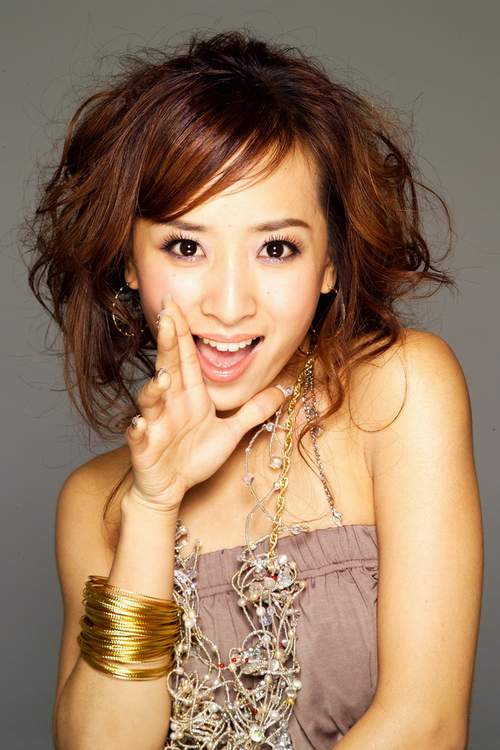 SARA《原来我爱你》蝉联“中联榜”冠军宝座