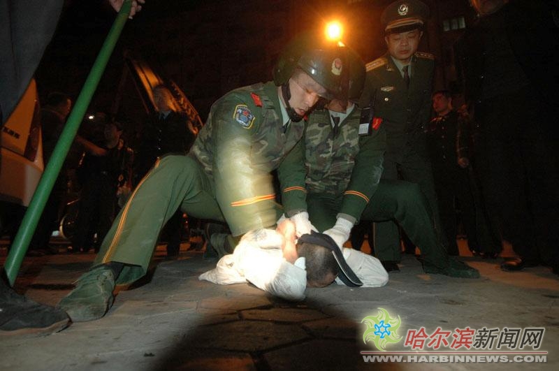 ... _姐夫要吸捏我乳房_全能姐夫_一品姐夫,高清|图片