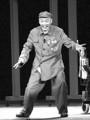 葛优否认妻子是骗来的 称“坐火车心里特塌实”