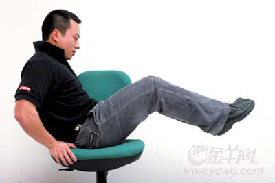 办公室健身 每天精神8小时