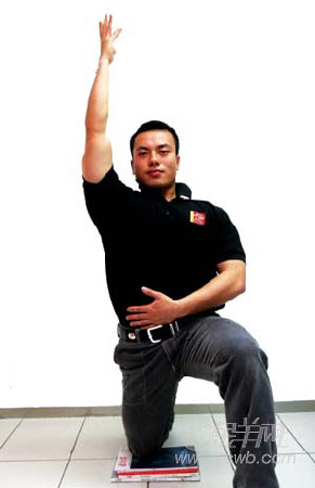 办公室健身 每天精神8小时