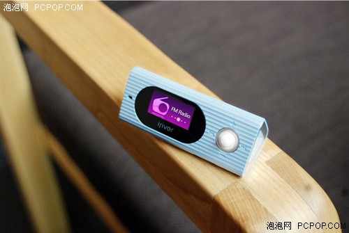 美眉清凉一夏最艳丽小巧MP3完全推荐(4)
