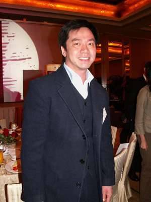 唐季礼开餐厅哭穷 不抢刘嘉玲李亚鹏生意(图)