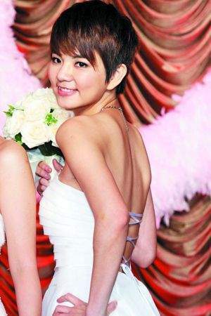 ELLA新男友陈熙曝光 大其10岁曾有过一次婚姻