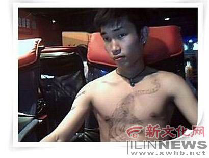 5男孩模仿港片当“古惑仔”买刀闯江湖竟去杀人