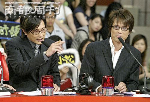 包氏三兄弟内地担任选秀评委点评风格辛辣精准