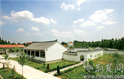 老板投资250万元建书院给农民讲儒学(图)