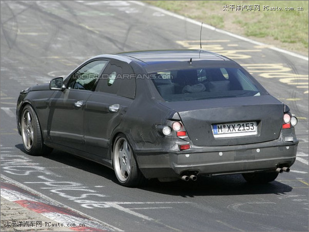 奔驰E63 AMG 奔驰E63 AMG