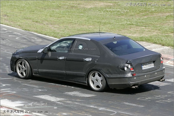 奔驰E63 AMG 奔驰E63 AMG