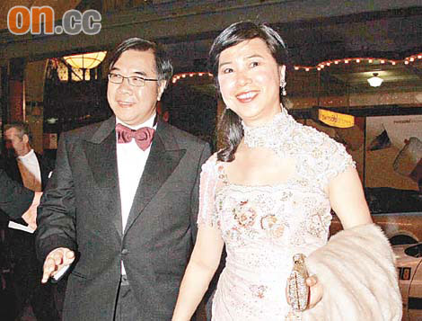 李兆基得孙女兴奋不已催促徐子淇再多生子(图)