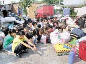 居民提供信息 公安、工商联合出动