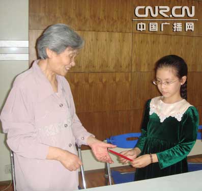 9岁女孩累计捐款近6万元救助他人(图)