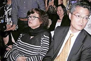 张学友学狼叫声震红馆 肥姐医生陪伴听足4小时