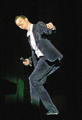 Vitas11月再赴广州 与成龙打造唯美舞台秀(图)