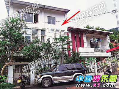 桂纶镁与41岁戴立忍隐匿同居生活被曝(组图)