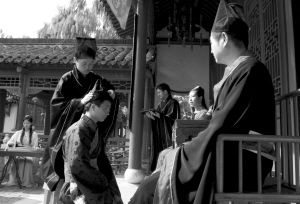 汉服爱好者在北京世界公园行冠礼(图)