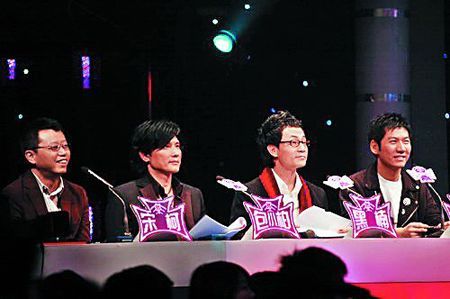 李湘主持讲英语频出错遭网友恶评(图)