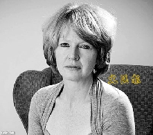 英国女子能全身发电 医生素手无策(图)