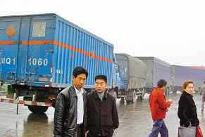 重庆部分加油站柴油供应紧张(组图)