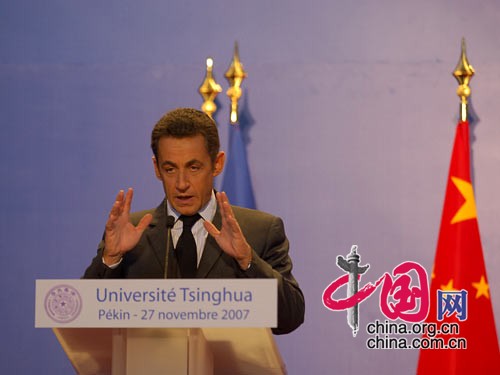 法国总统萨科齐在清华大学发表演讲(组图)