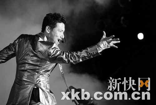 张学友今年巡演连开75场 出场费400万狂赚3亿