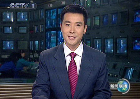 新闻联播男主播郭志坚笑容赢得好评(图)