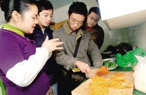 北京28名研究生寒假当保姆 接受雇主挑选(图)