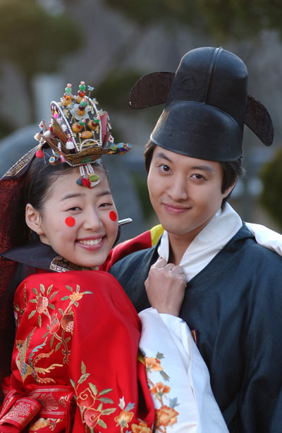 韩智慧、李东健有望上演真实版“新娘18岁”