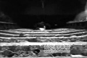 网上惊现卧轨自拍视频