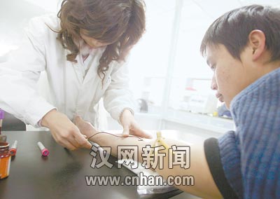 武汉青年与留日学生配型成功 湖北有望首次跨国捐赠骨髓