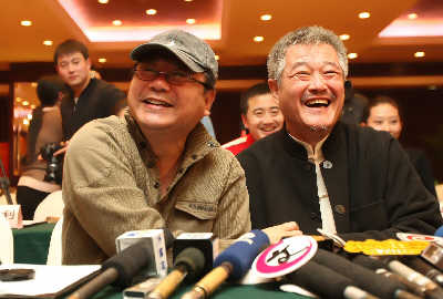 赵本山参加发布会 称不断彩排容易失去自信(图)