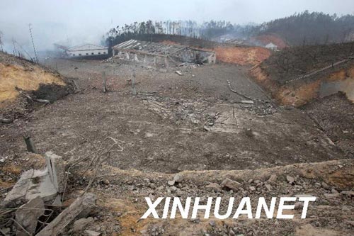 佛山烟花爆竹仓库区爆炸事故仍在持续