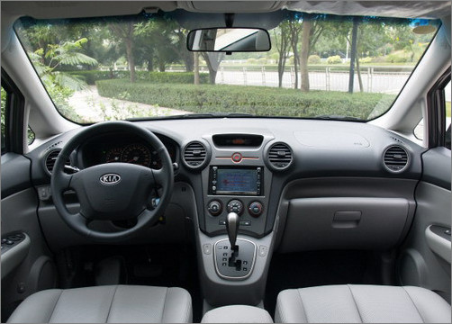 mazda5 vs jiale mazda5 vs jiale
