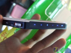 轻便宽屏直接收看RM OPPO S5H年末促销 轻便宽屏直接收看RM OPPO S5H年末促销