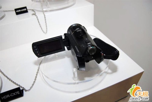 索尼CX7E