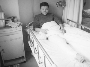 强迫出租车违规左转 野蛮乘客打断的哥腿骨