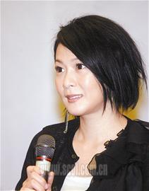 刘若英闪电袭蓉 为“梦游”演唱会火爆造势