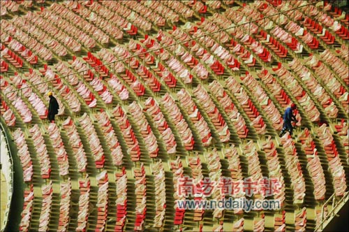 鸟巢4月18日公开露脸 开放下层看台(图)