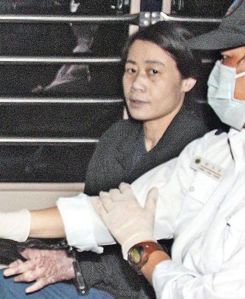 虐儿杀女一日审三宗 香港单亲家庭悲剧连连(图)