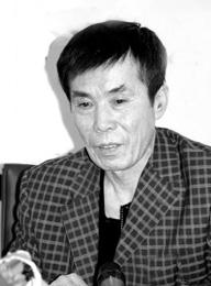 何庆魁儿子替父喊冤 希望通过媒体表达愤怒(图)