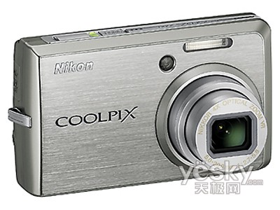 尼康S600