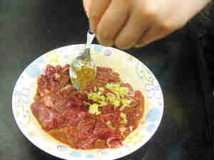 牛肉洋葱烧