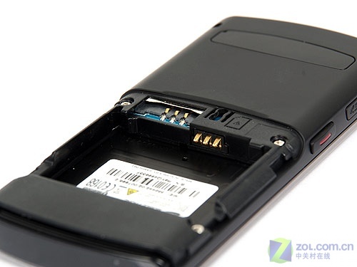 触屏导航键最薄500万像素 三星u900评测-